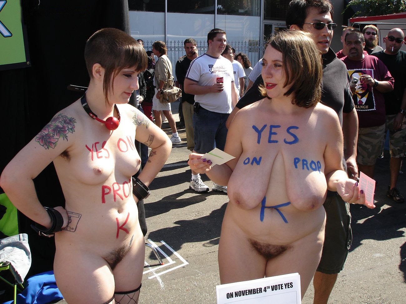 фото парад голых женщин
