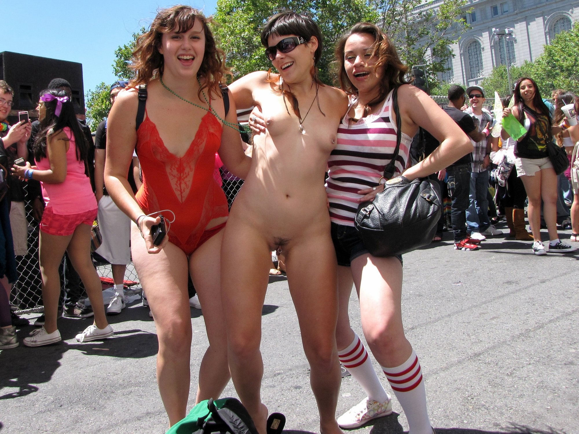 фестиваль голых порно фото 118