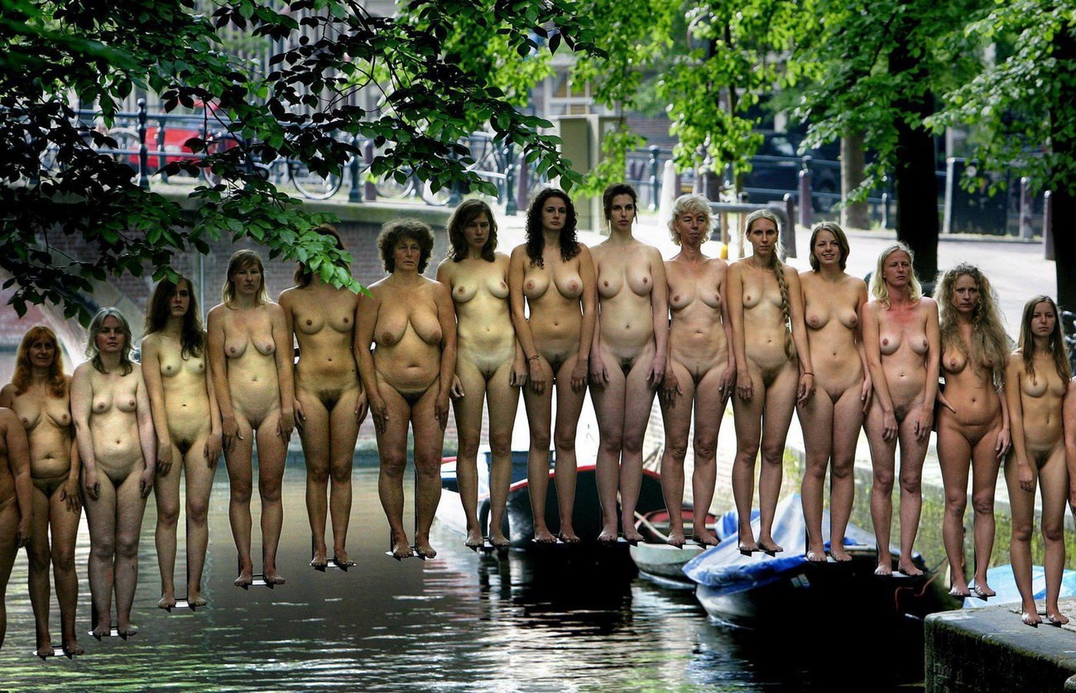 фото девушек разных наций голых