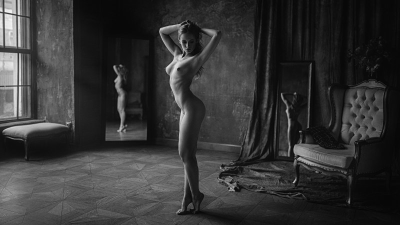 Эротическая фотосессия на природе