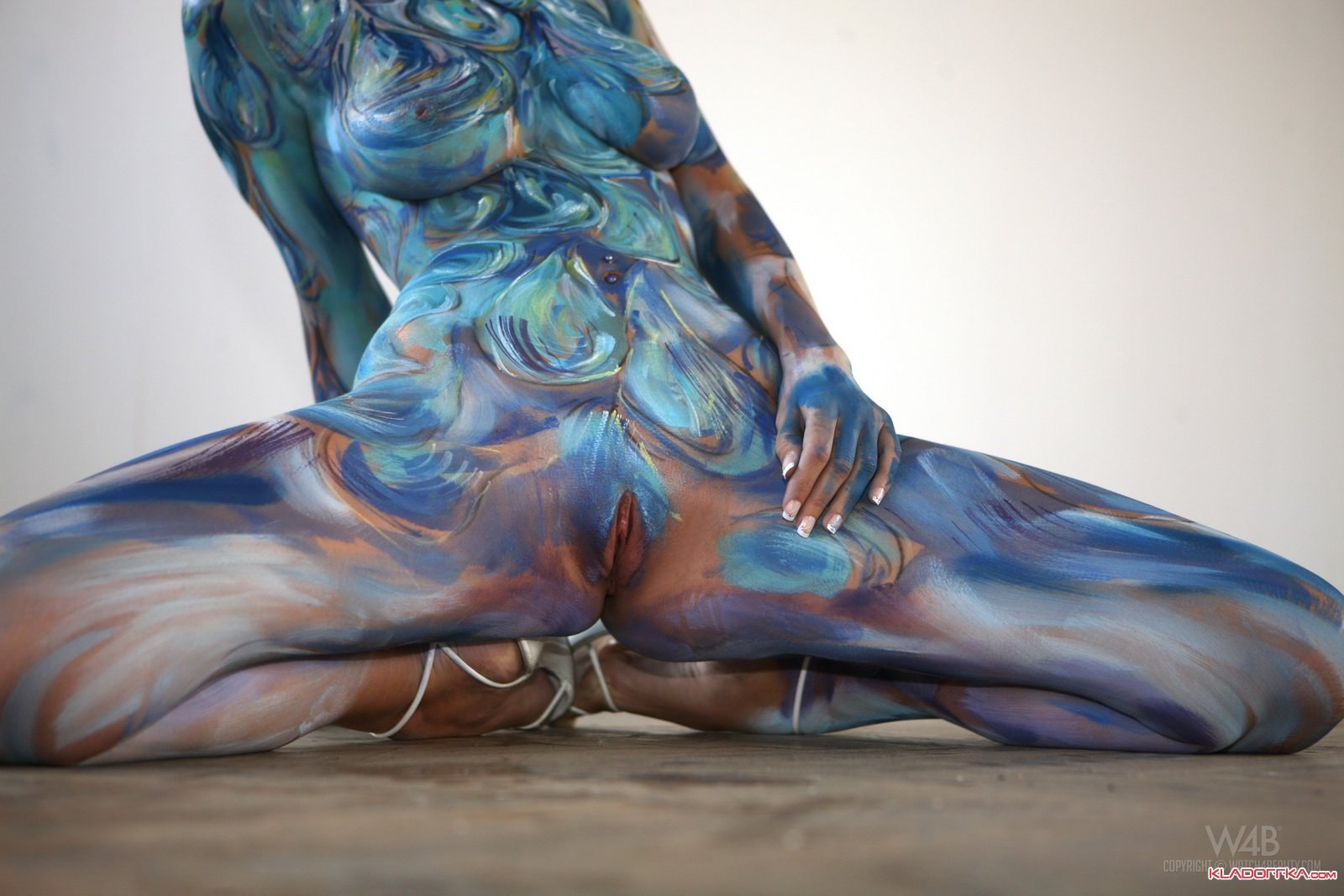 Боди арт женщины на голом теле (55 фото) .