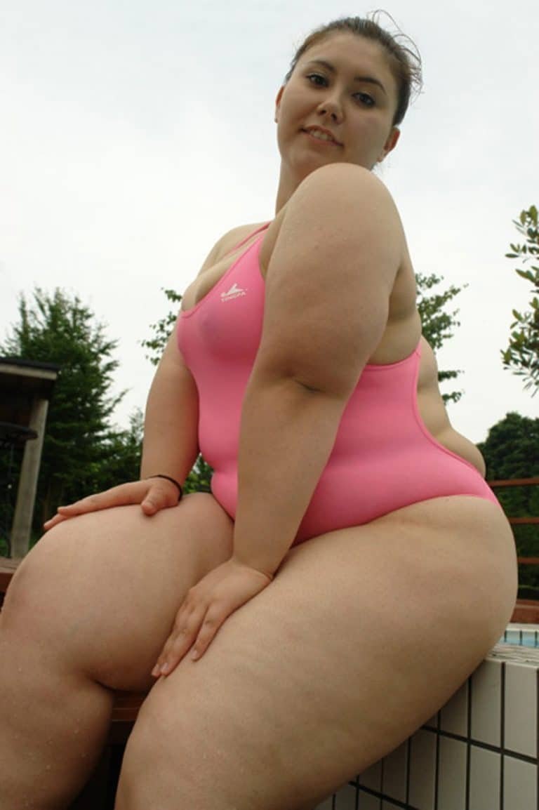 голая женщина с толстыми ляжками фото фото 30