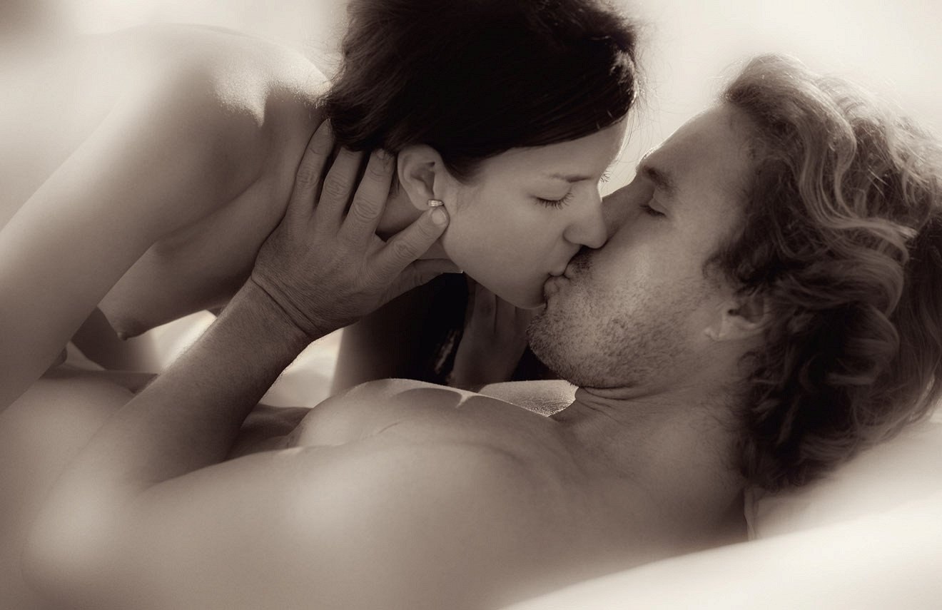 нежные поцелуи онлайн эротика фото 18